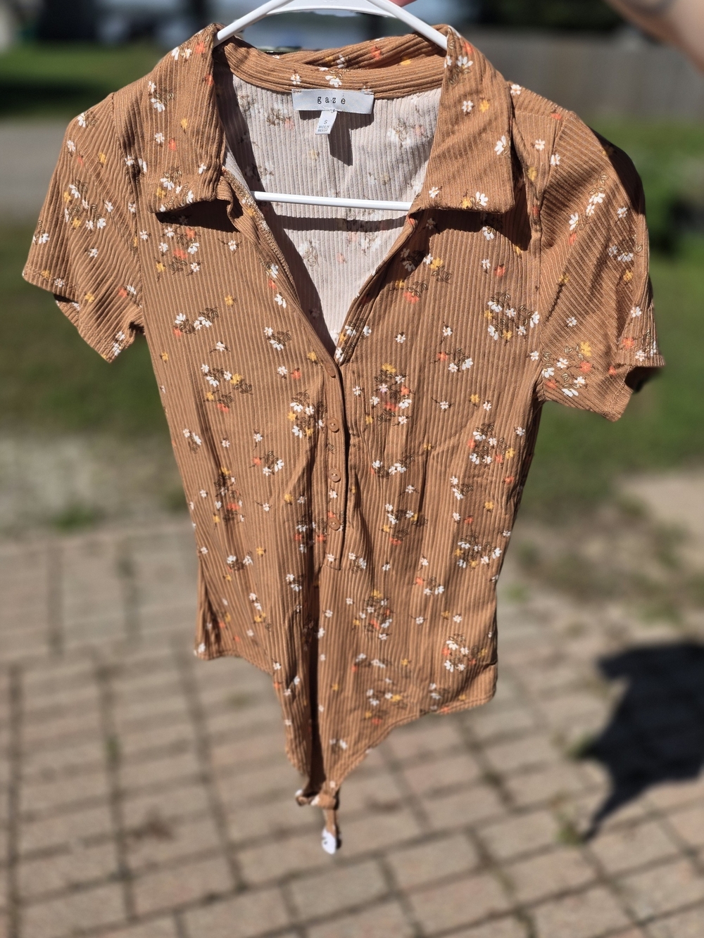 gaze Brown Floral Short-Sleeve Button-Down Bodysuit